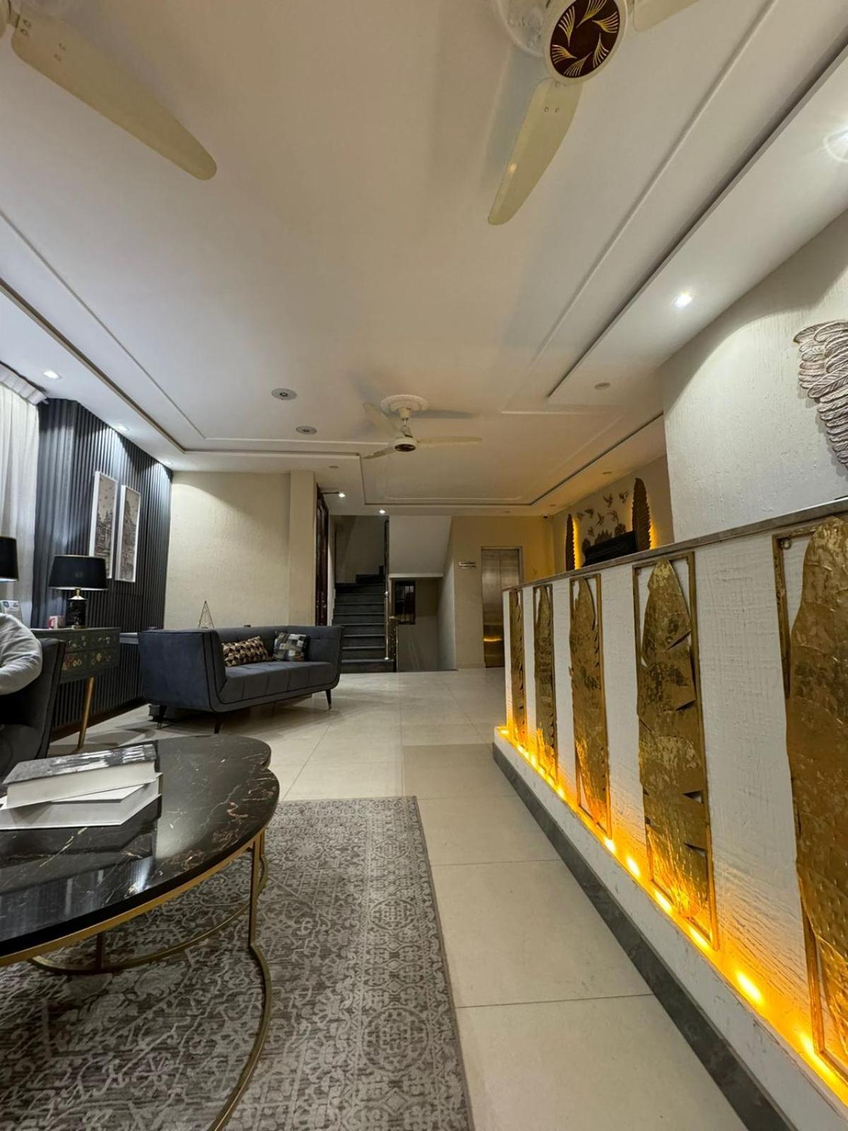 Shelton Boulevard Hotel Lahore Bagian luar foto