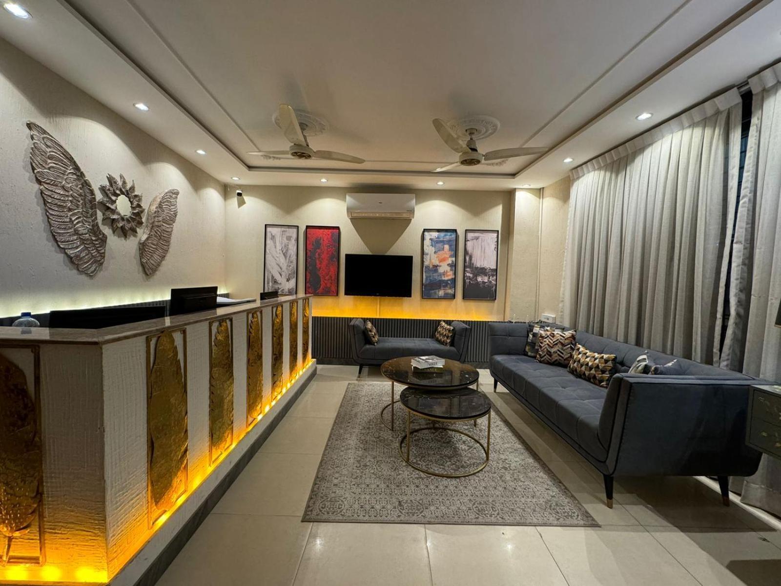 Shelton Boulevard Hotel Lahore Bagian luar foto